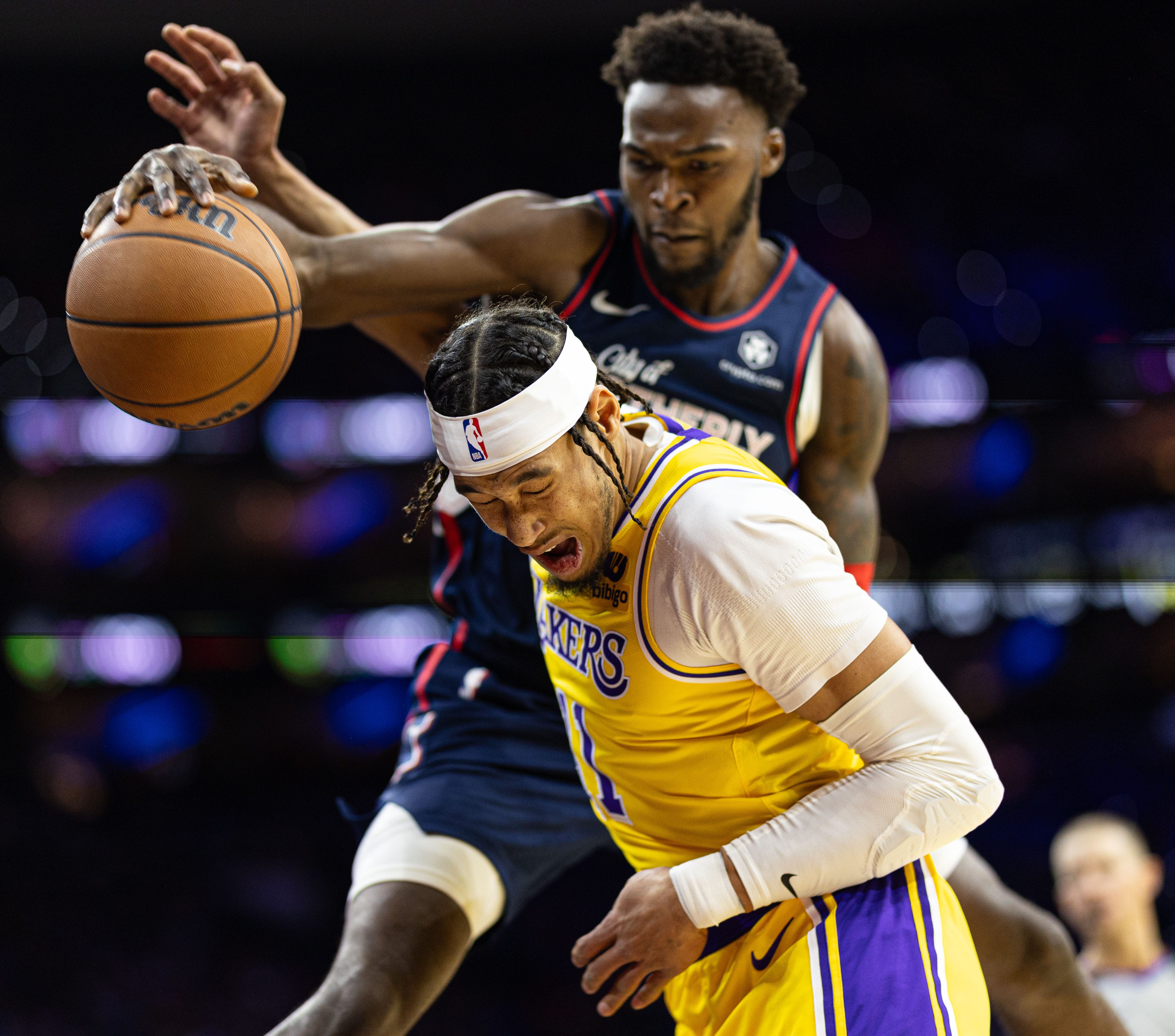 Nov. 27: The Philadelphia 76ers' Paul Reed (44) reaches for a loose ball against the Los Angeles Lakers' Jaxson Hayes (11) during the fourth quarter at Wells Fargo Center.