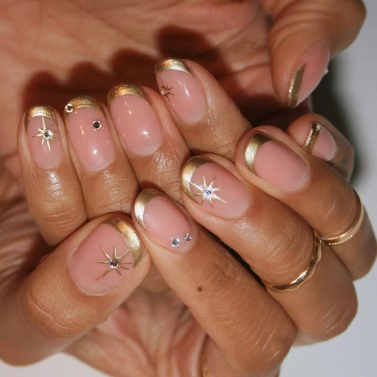 Christmas Star Gold French Manicure - Byrdie Short Christmas Nails 