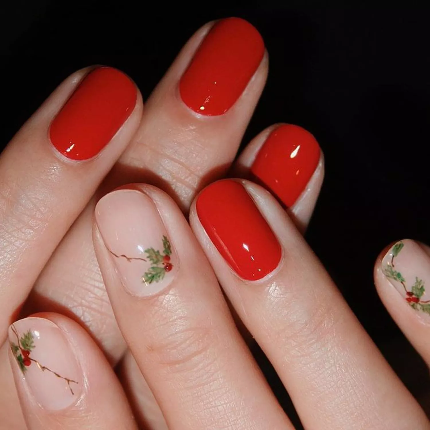 Dainty Holly Nails - Byrdie Short Christmas Nails