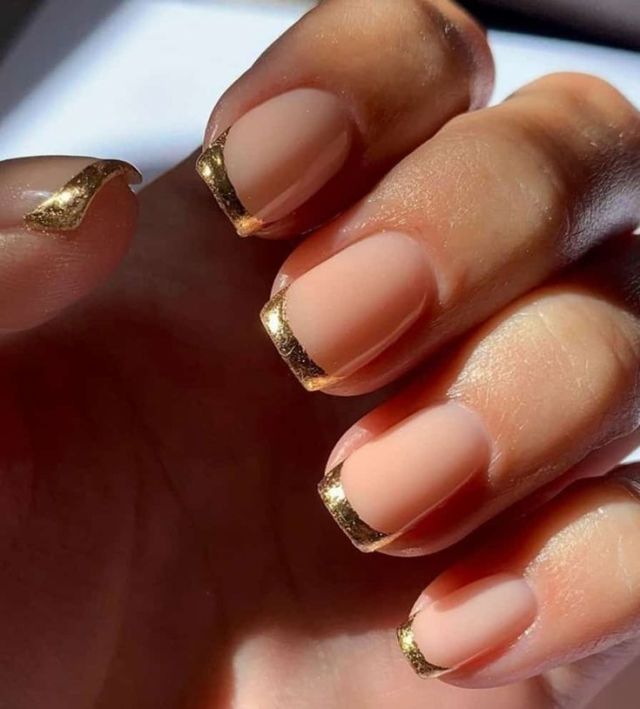 gold french tip nails