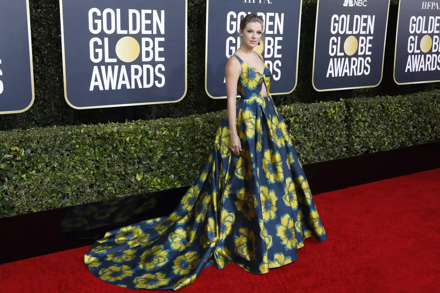Taylor Swift photographed on the red carpet of the 77th Annual Golden Globe Awards