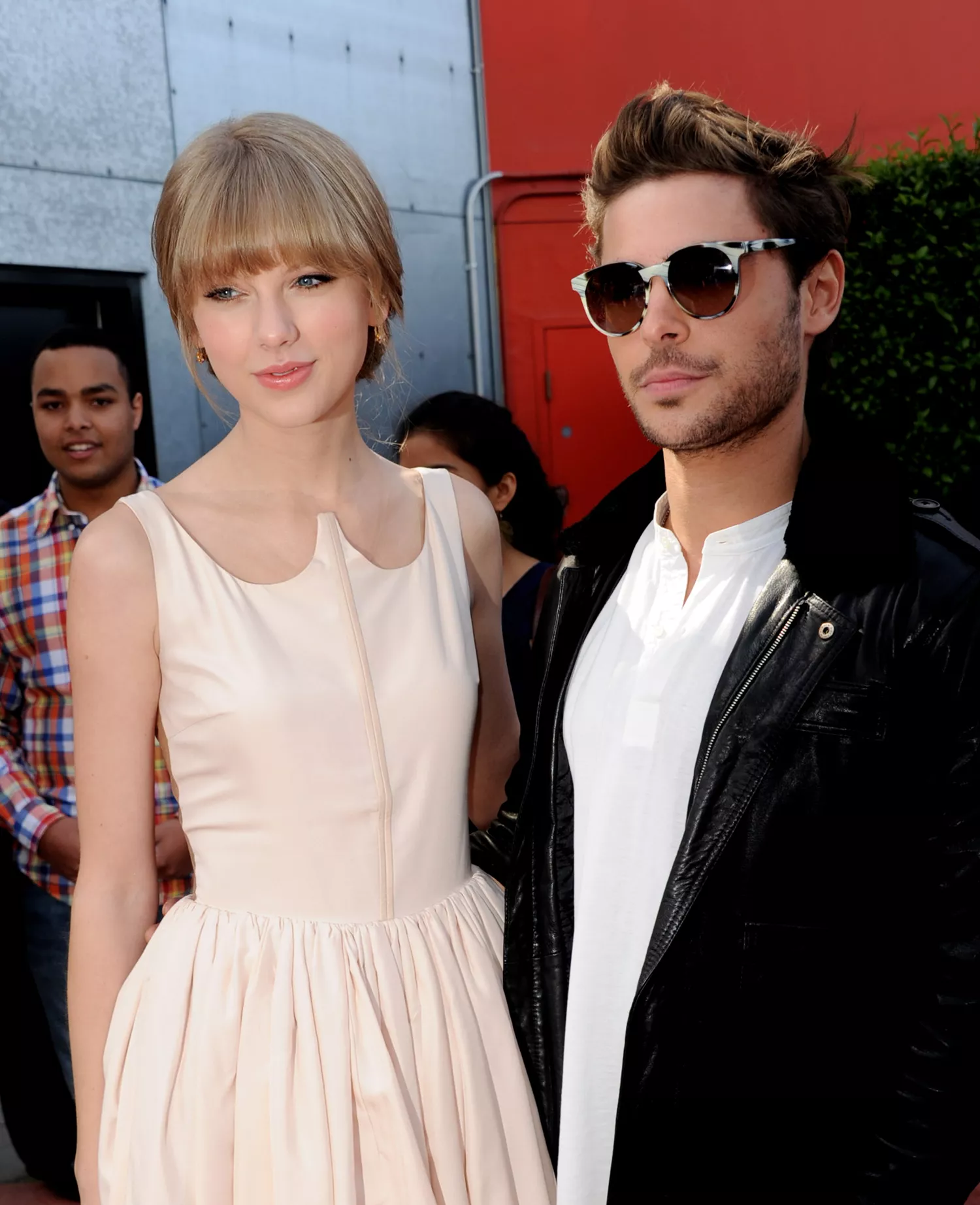 Taylor Swift and Zac Efron on the red carpet for "Dr. Seuss' The Lorax" 