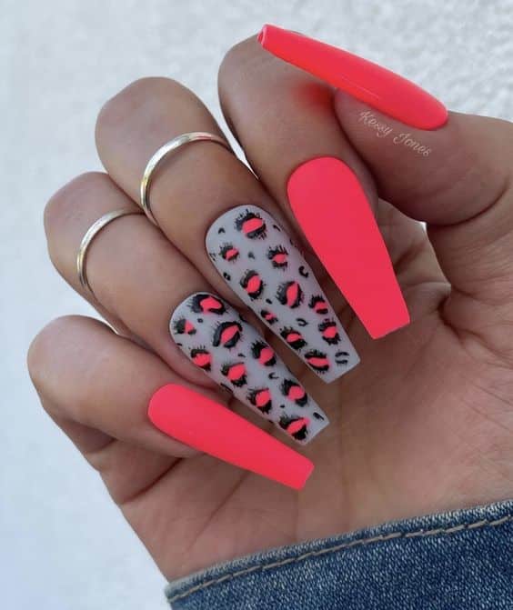 33+ Creative Cheetah Nail Designs 2023