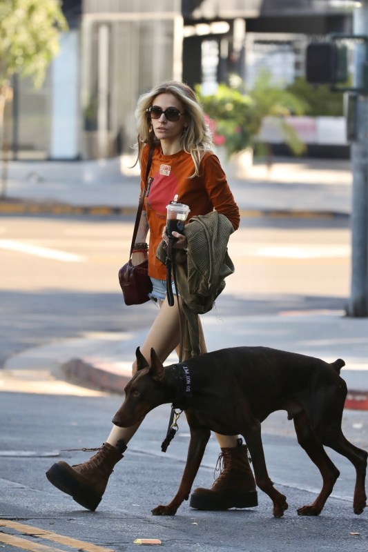 Paris Jackson, dog