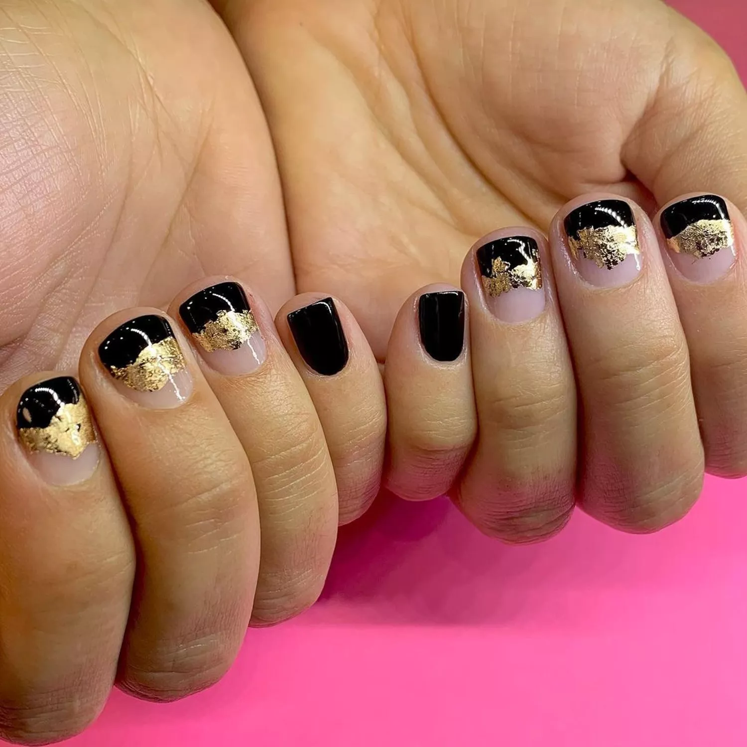 black and gold short nails