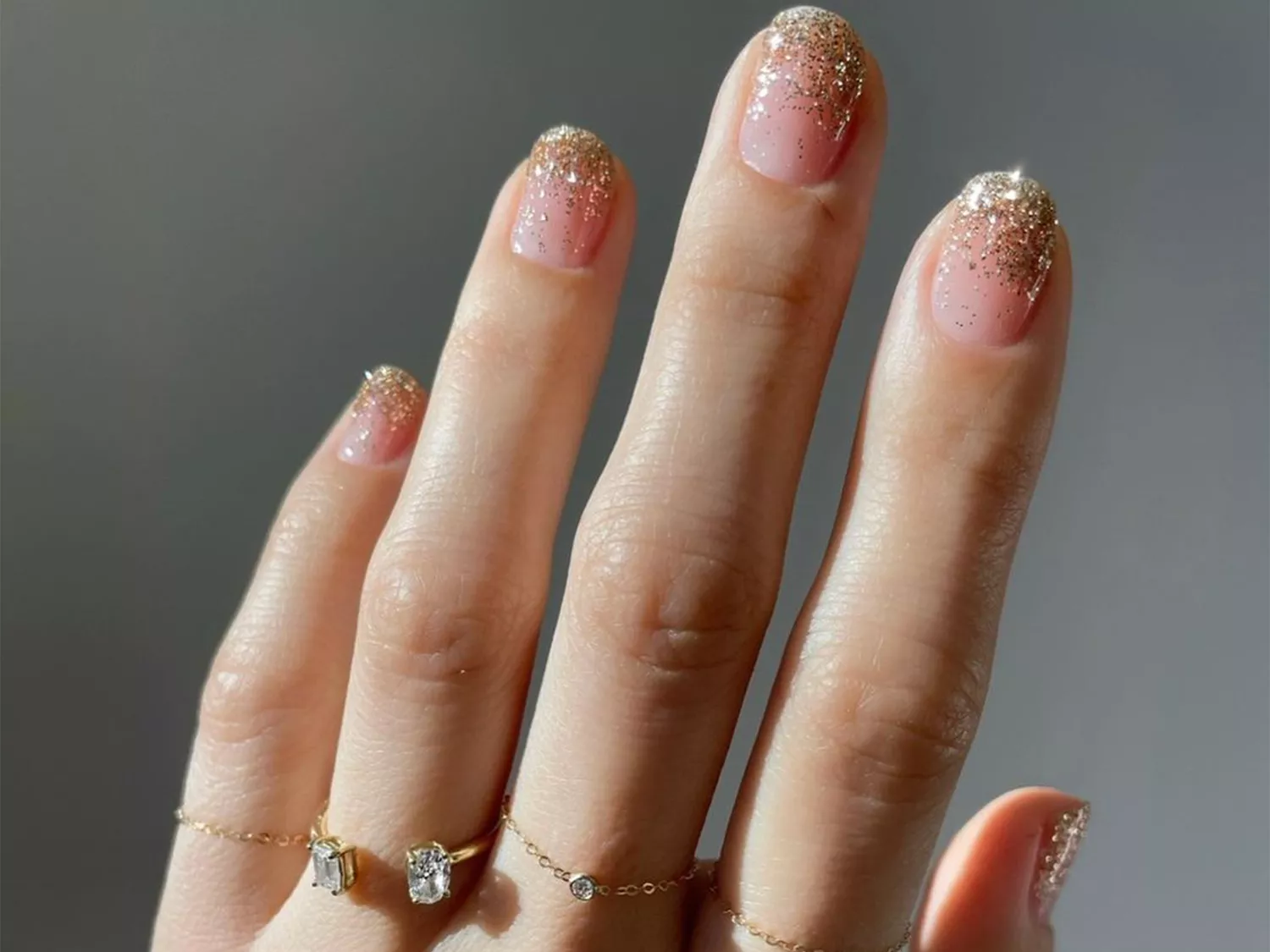 ombre gold glitter nails