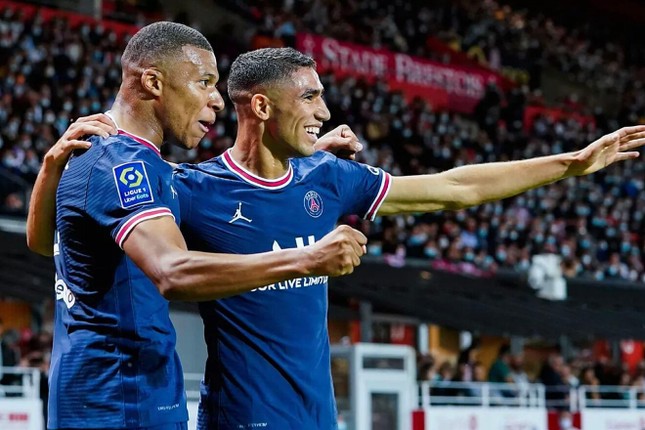 Tình bạn Mbappe và Hakimi: Thân như người yêu,