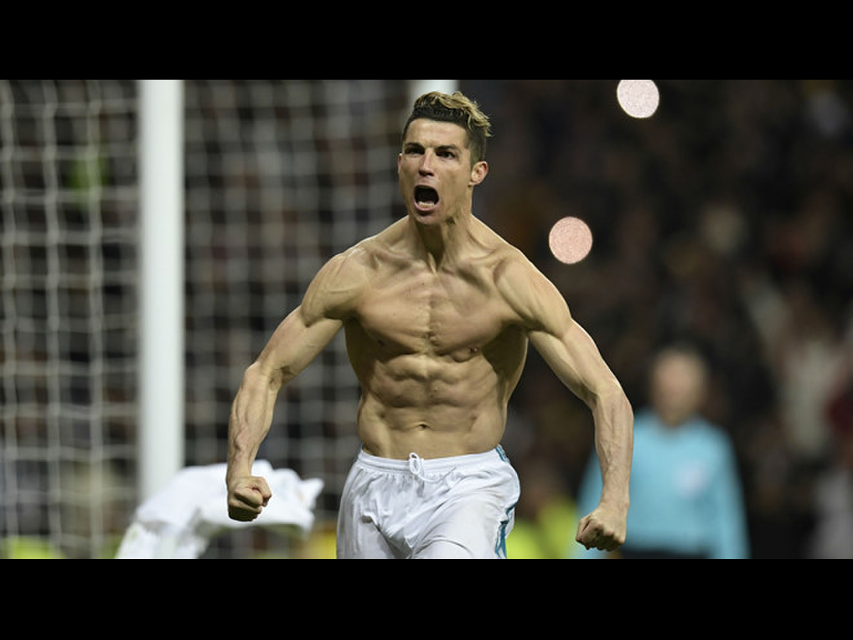 Phương pháp tập luyện để có 'body săn chắc' như Ronaldo