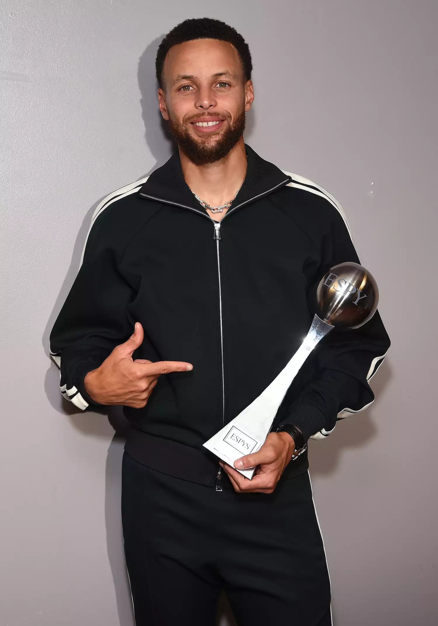 The 2022 ESPYS Presented by Capital One is hosted by NBA superstar Stephen Curry.