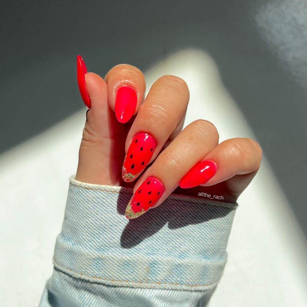 10-Cool Watermelon Dip Nails