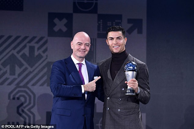Cristiano Ronaldo picks up Special Award as FIFA celebrate Portuguese  forward's international record | Daily Mail Online