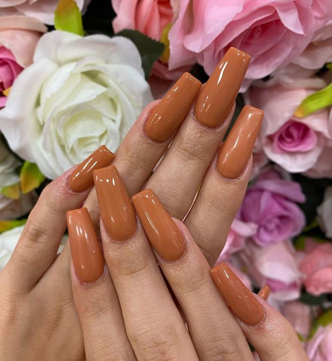 7 Best Nail Colors For Every Skin Tone 1