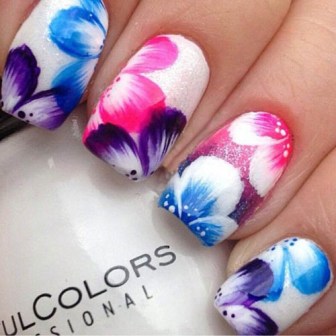 Acrylic Freehand Flower Nail Art