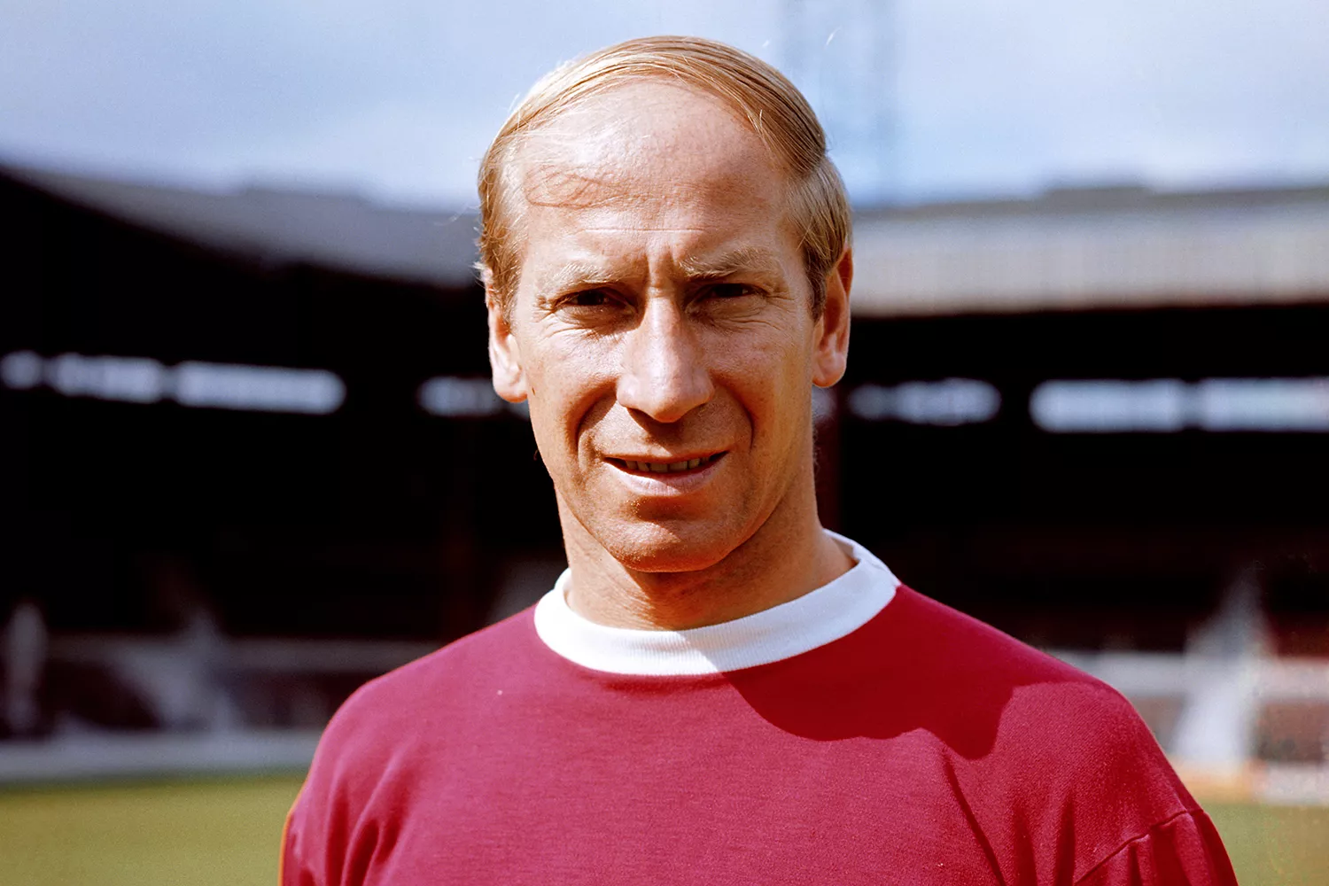 Bobby Charlton dead