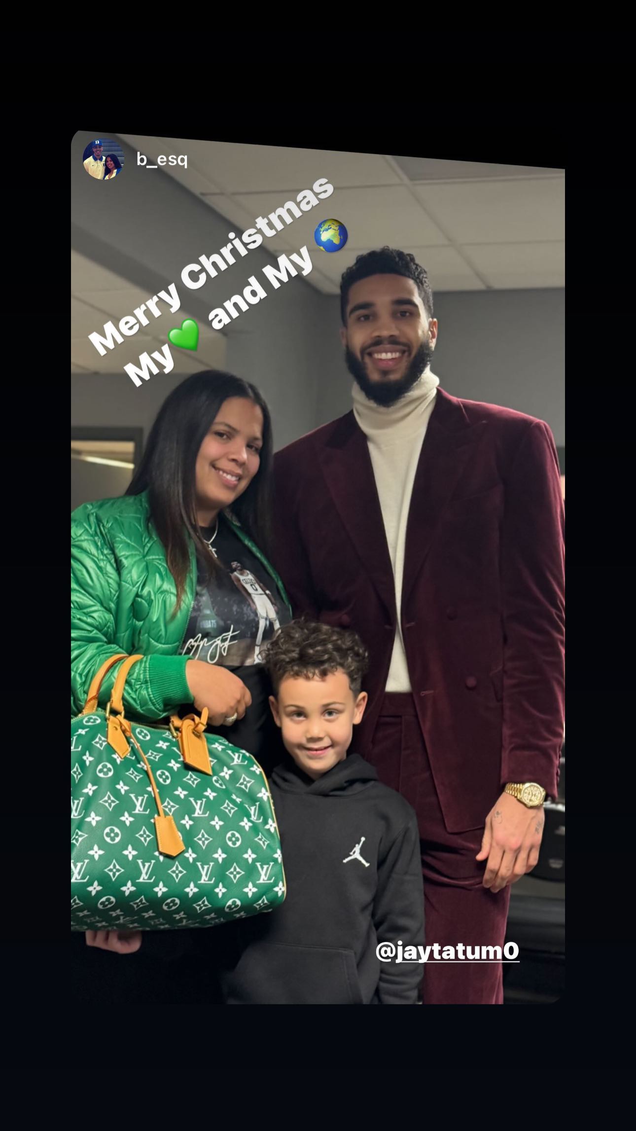 Christmas Crossover: LeBron James and Jayson Tatum’s Son Steal Hearts with ‘DEUCE!!’ Moment