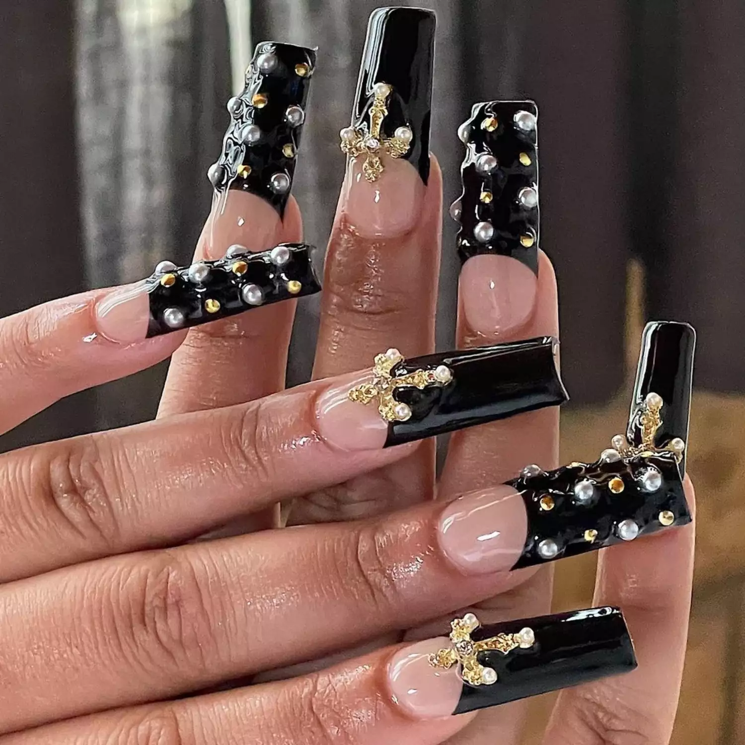 Black long tips with pearls and gold crosses