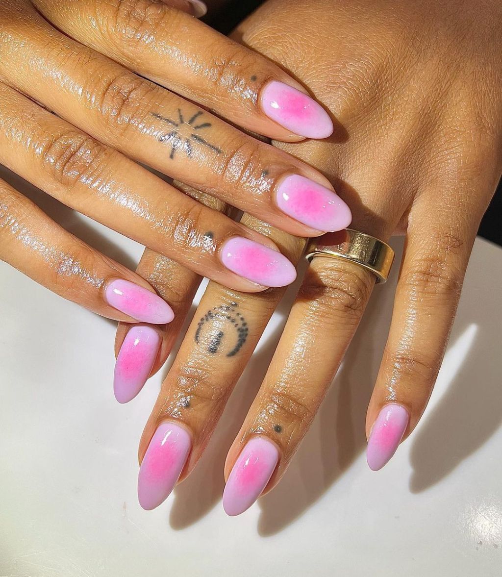 almond shaped blushing pink aura nails