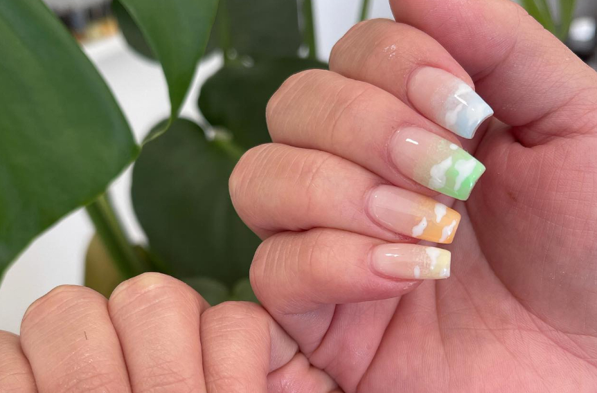 ombre cloud nails