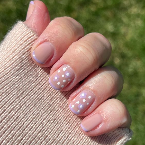 31 Best French Tip Nail Ideas - Paisley & Sparrow