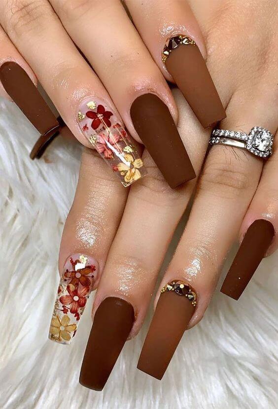 20+ Manicures Bring New Definitions To The Brown Fashion Trend - 137