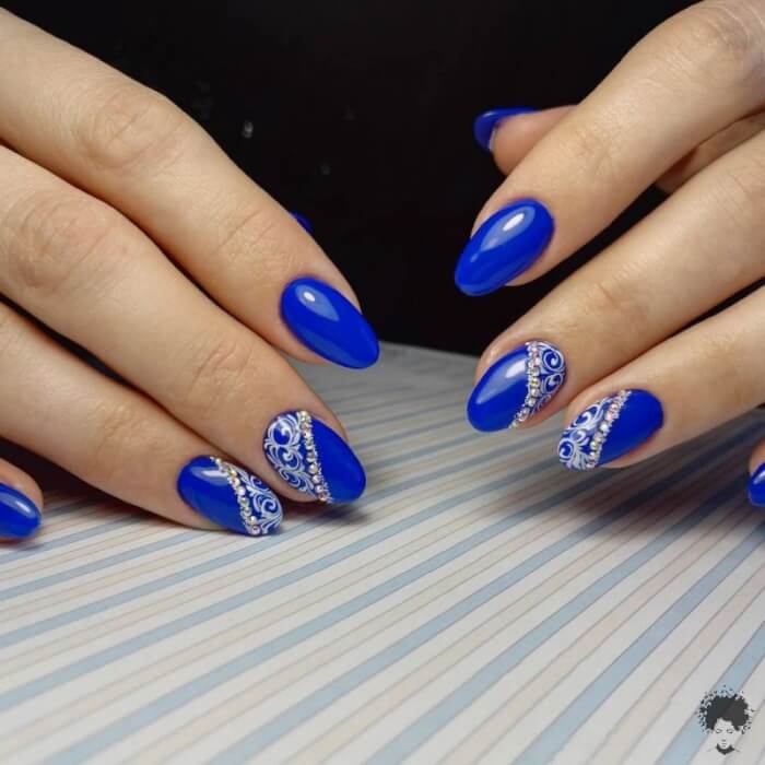 20+ Gorgeous Navy Nails For A Refreshing Manicure - 157