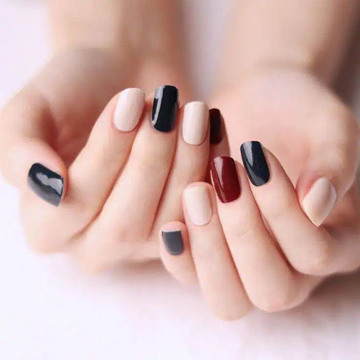 30 Simple Yet Stunning Nail Art Designs - 221