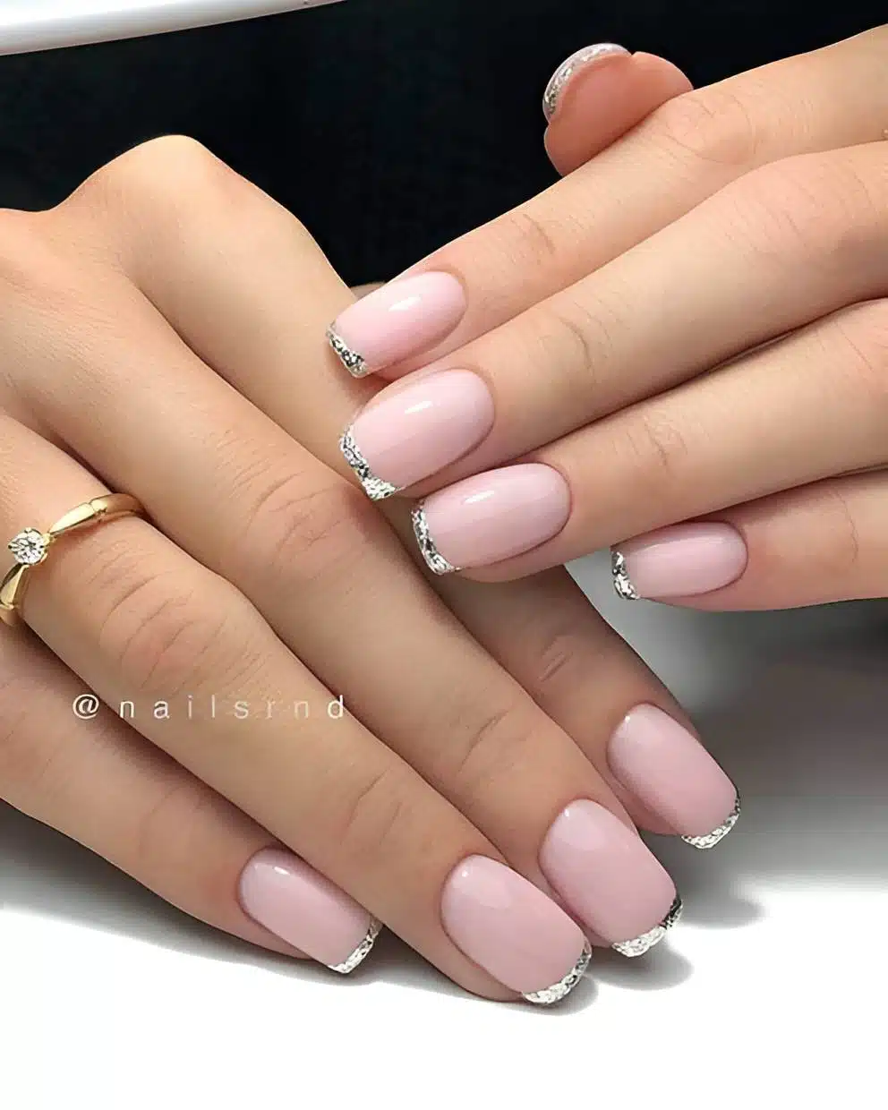 30 Simple Yet Stunning Nail Art Designs - 249