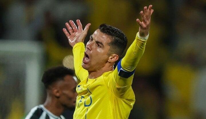 Ronaldo ăn mừng phản cảm, đối thủ gửi đơn kiện - 2sao