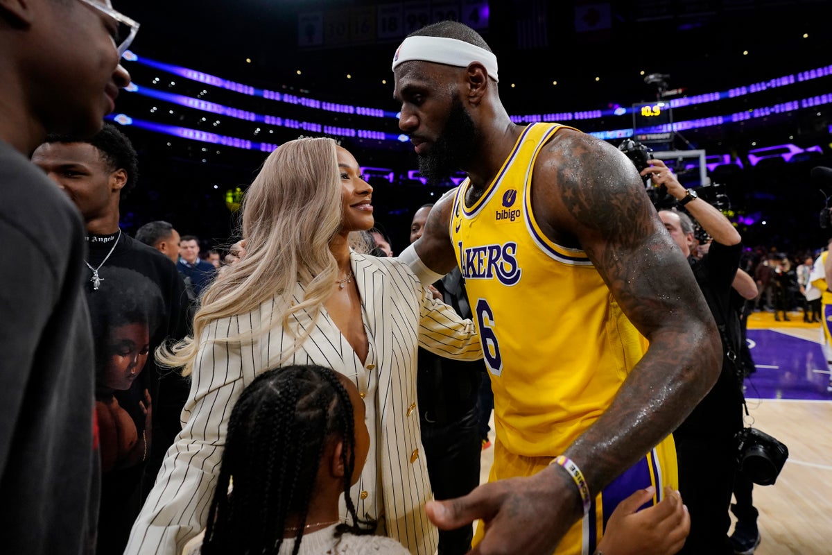 Savannah James pays tribute to husband LeBron after star breaks record |  Sport | Independent TV