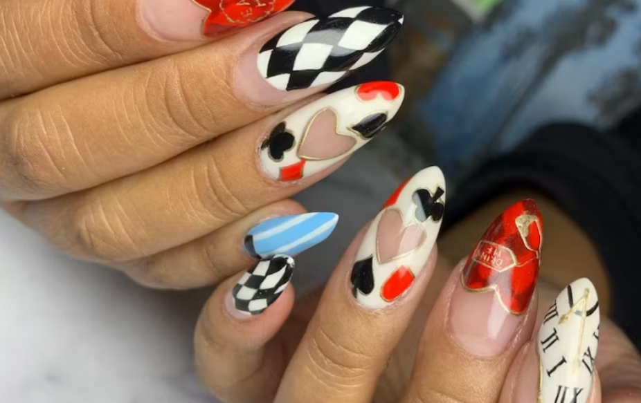 alice in wonderland checkered nails