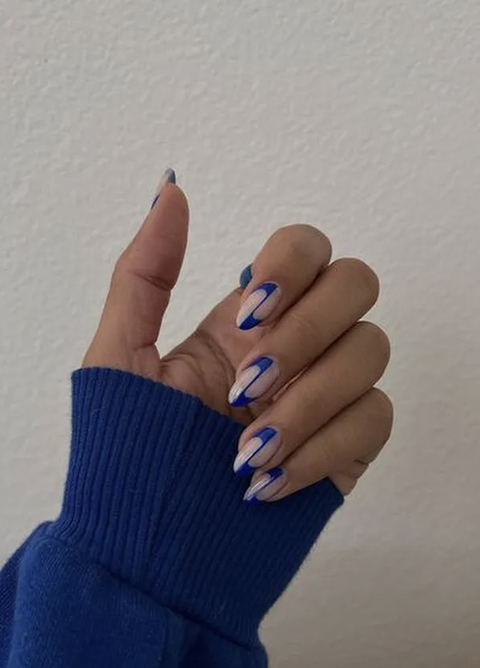 blue nails