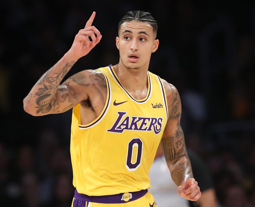 Kyle Kuzma mất oan xế hộp: Tên trộm phá xe trong lúc bị cảnh sát rượt đuổi - Ảnh 1.