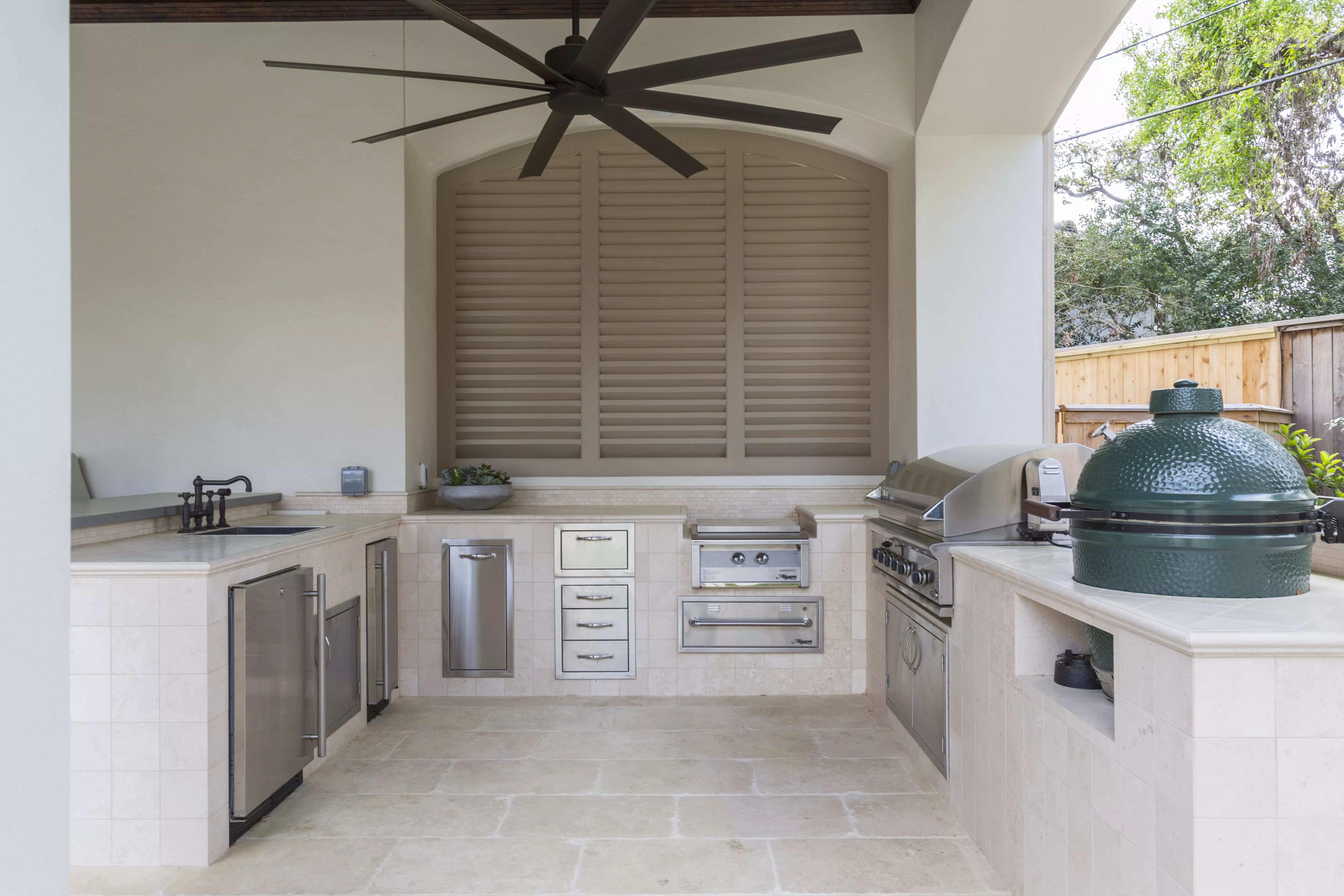 Covered outdoor kitchen and grill