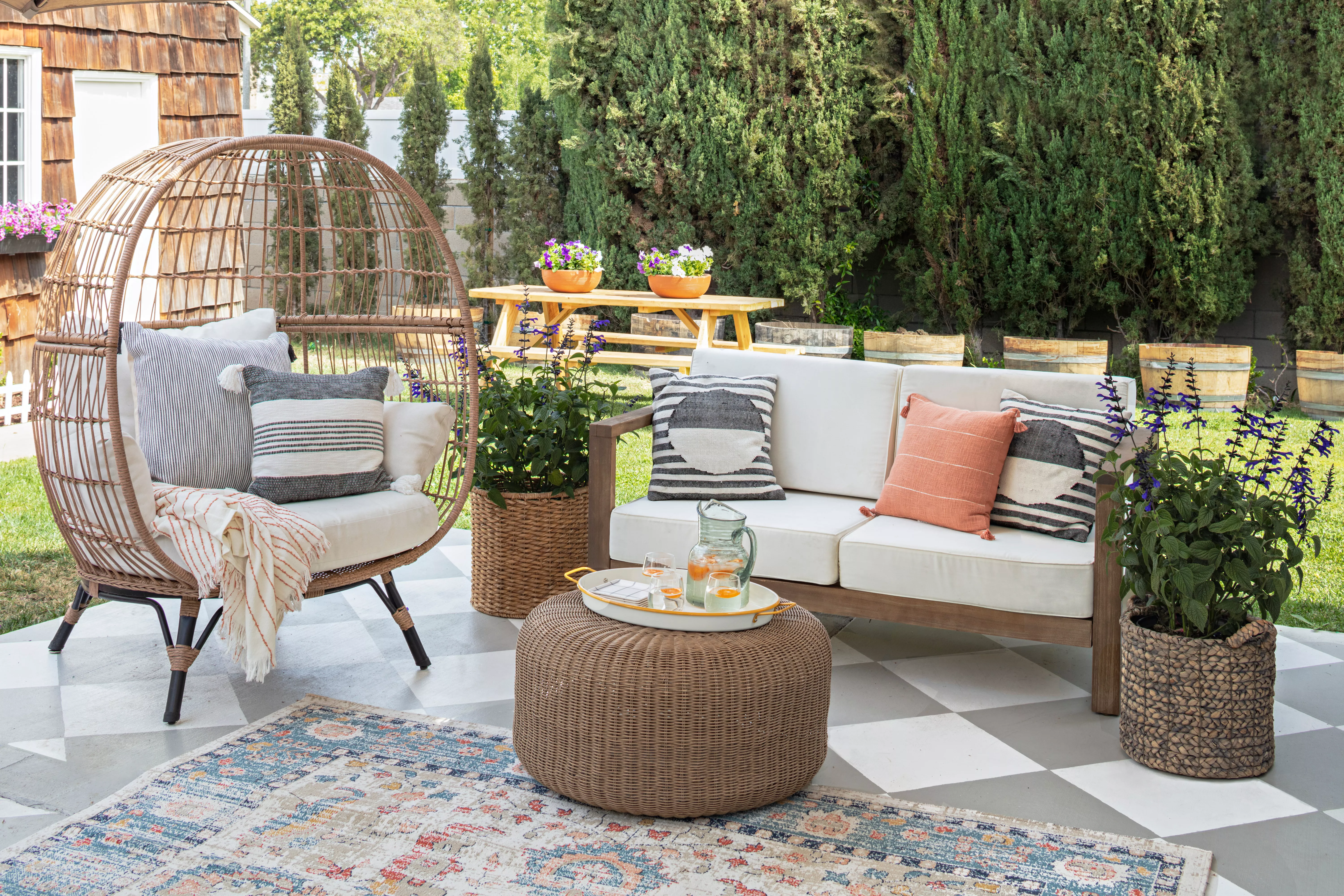 backyard patio with modern farmhouse outdoor furniture