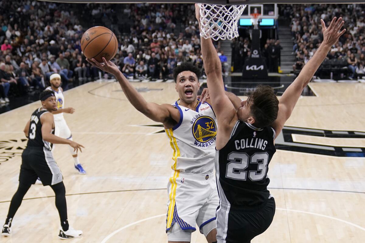 Kuminga, Thompson help Warriors rebound to upend Spurs 112-102 despite  Wembanyama's strong return - The San Diego Union-Tribune