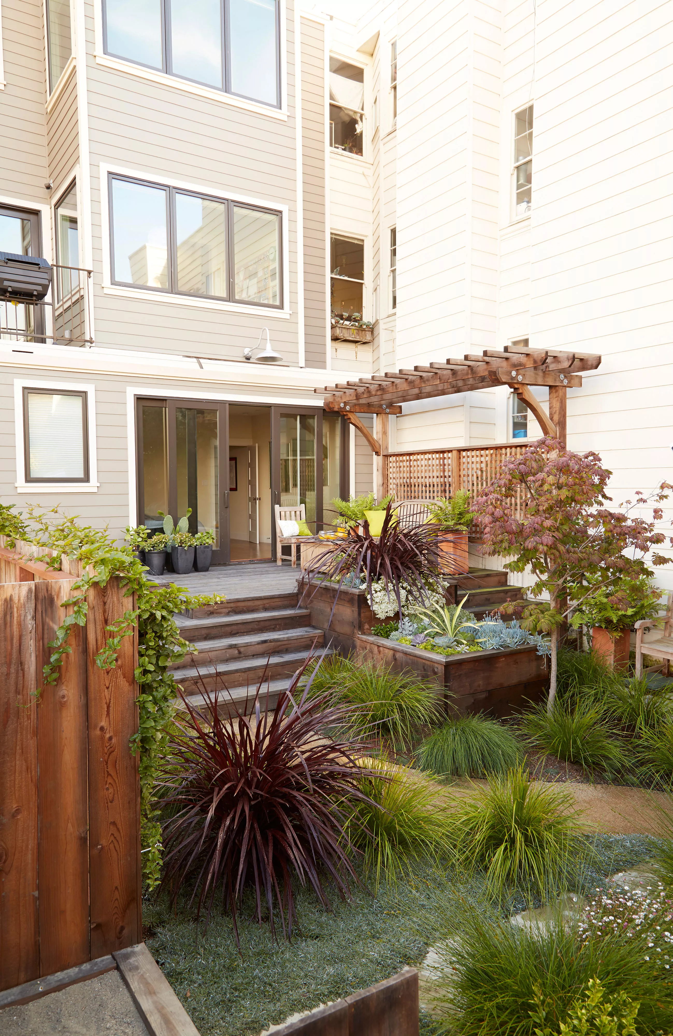 Small backyard landscaping