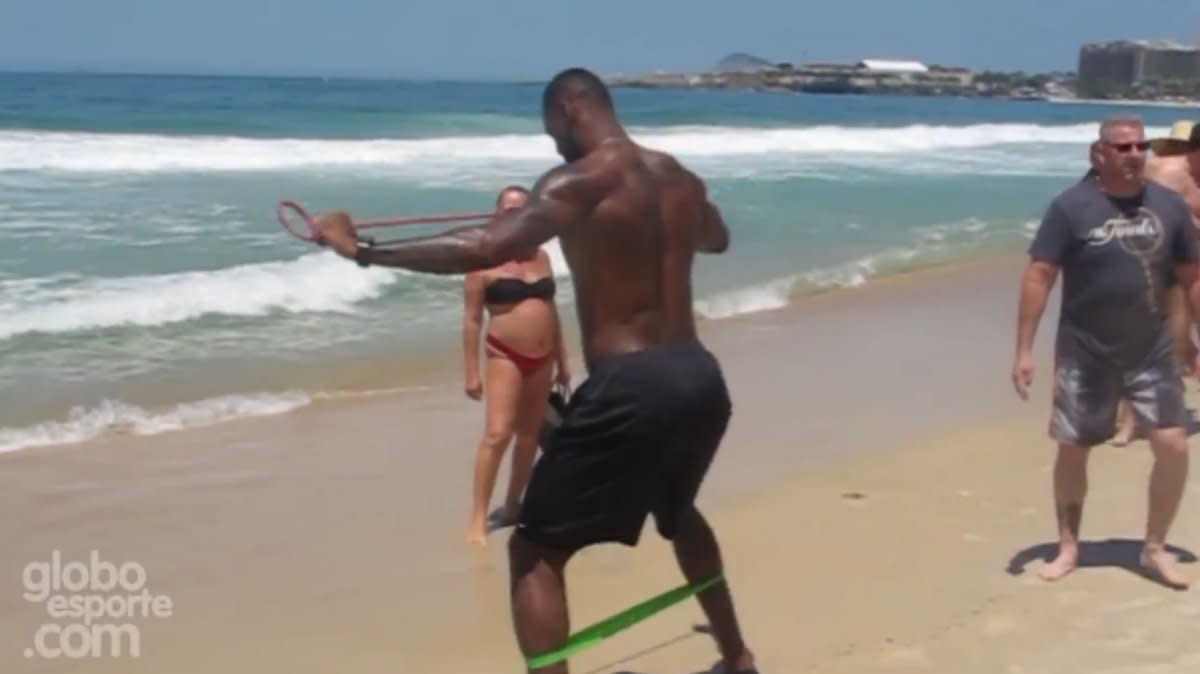 LeBron James Did A Public Workout On The Beach In Rio