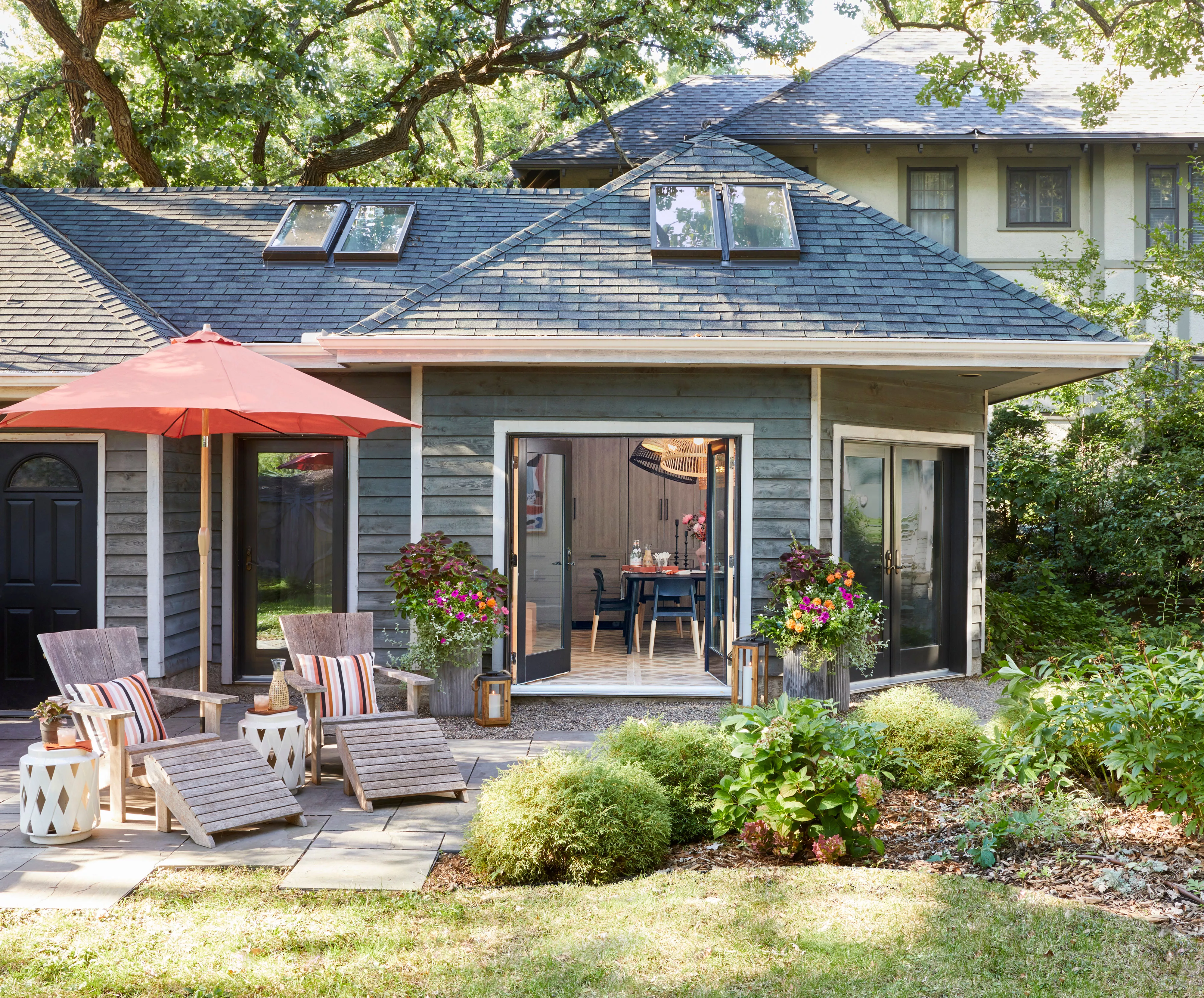 Small yard landscaping