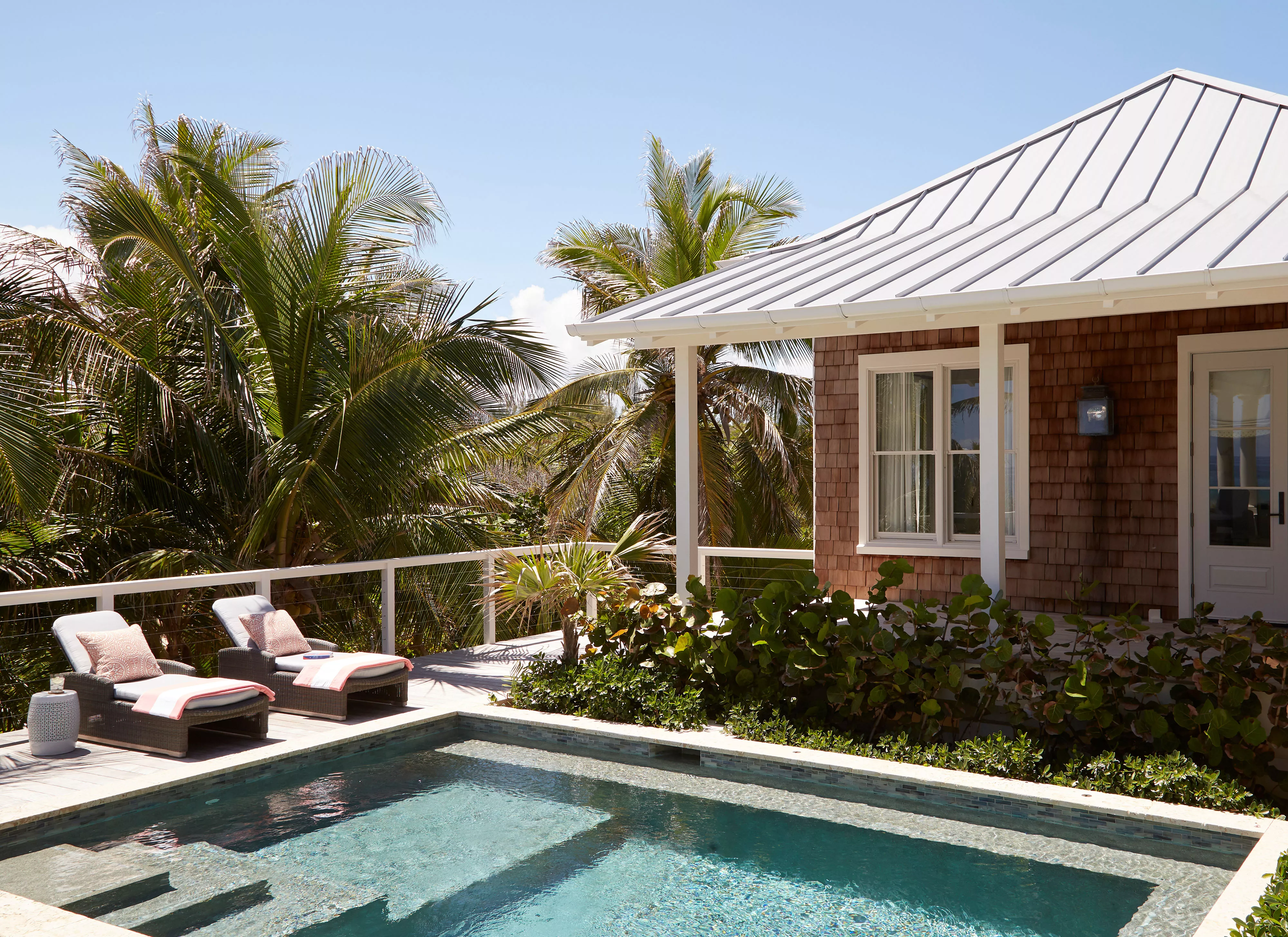 Tropical pool house