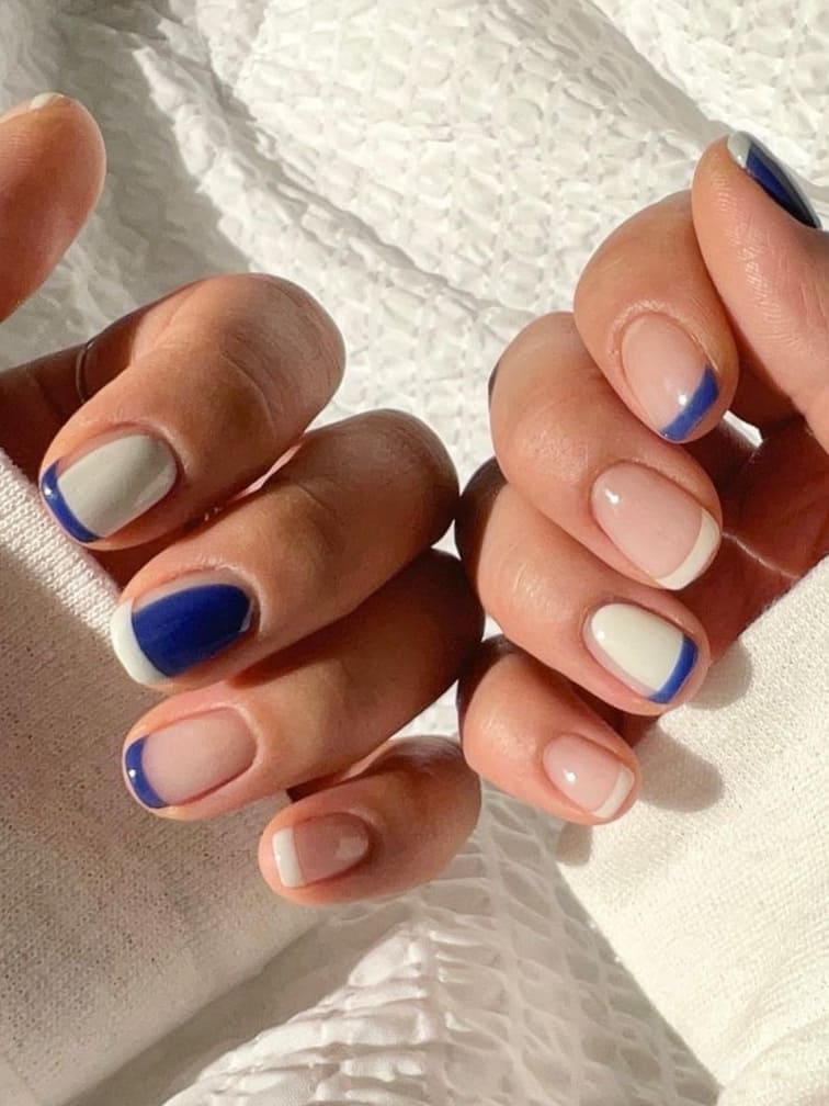 summer Korean nail design: blue French tips