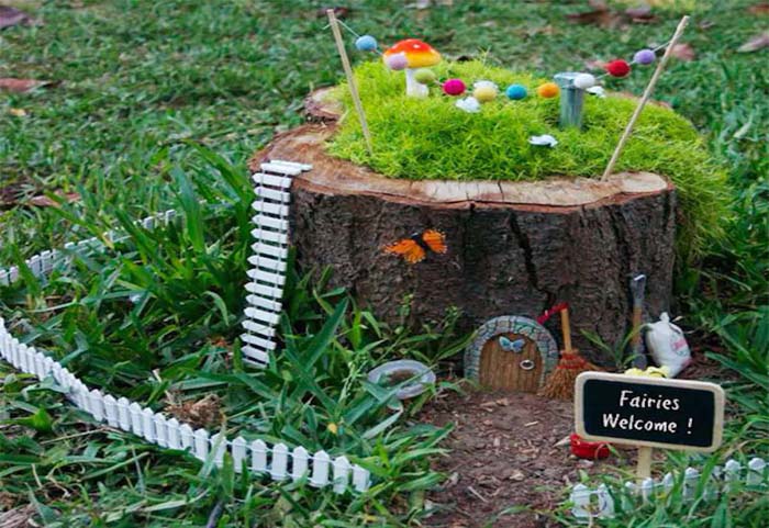 Fairy Home Tree Stump #decorhomeideas