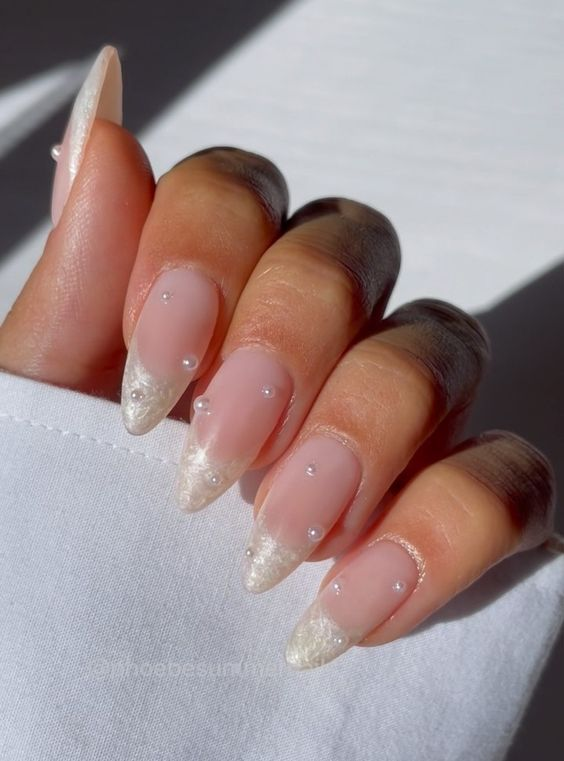 French Tips Mob Wife Nails: White French Tips with Pearls