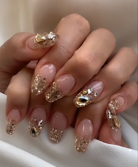 Gold Glittery Nail Tips