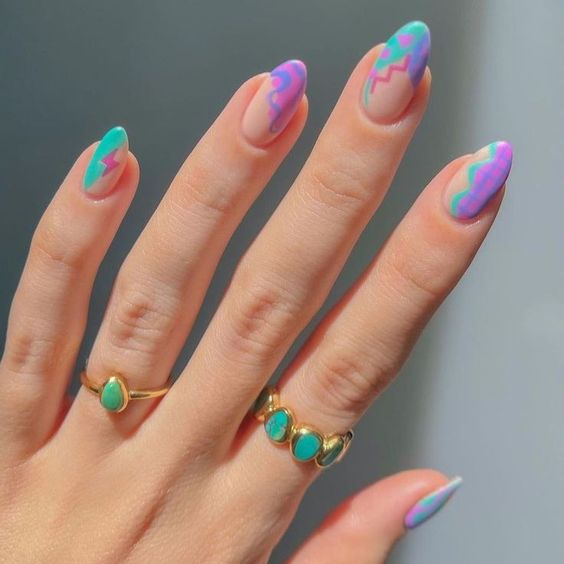 geometric pattern summer nails