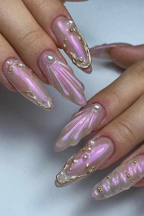 Seashell Nails