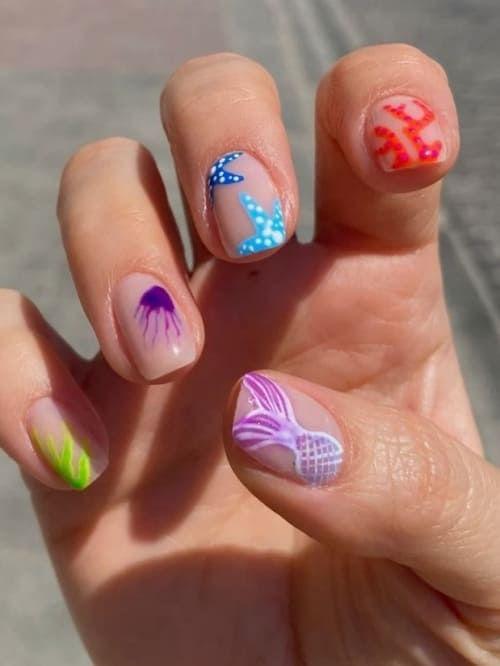 Seashell Nails