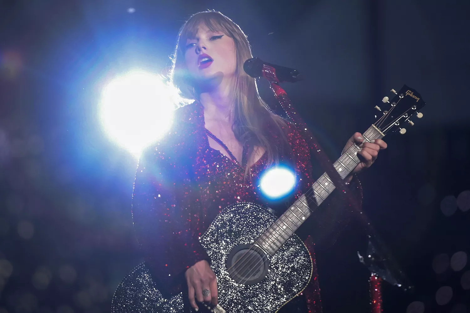 Taylor Swift performs at Estadio da Luz on May 24, 2024 in Lisbon, Portugal. 