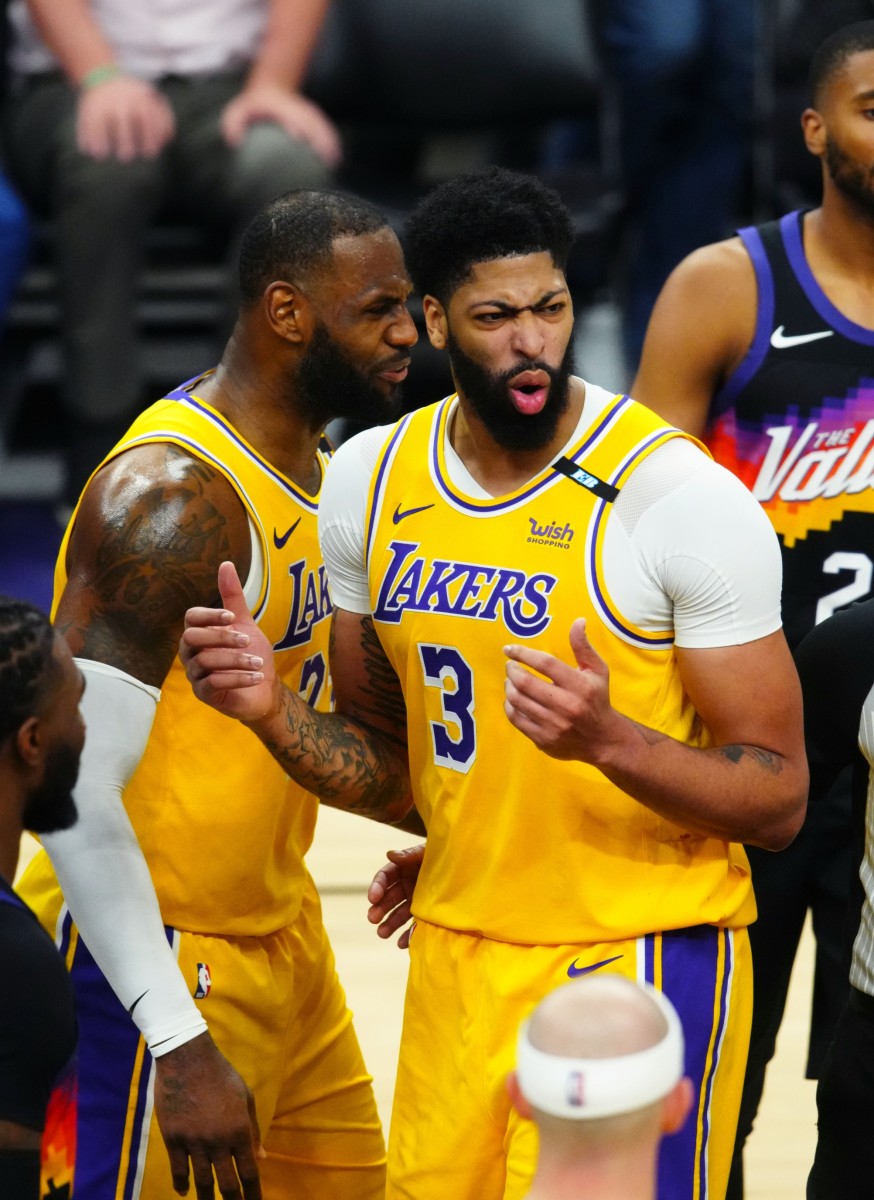 BREAKING: LeBron James And Anthony Davis' Final Injury Status For  Pacers-Lakers Game - Fastbreak on FanNation